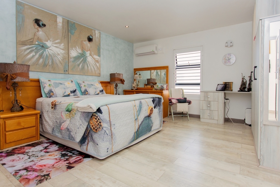 4 Bedroom Property for Sale in Dwarskersbos Western Cape